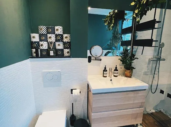 Spacious Designer Duplex Next To Park アパート アムステルダム